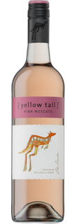 [ yellow tail ] Pink Moscato