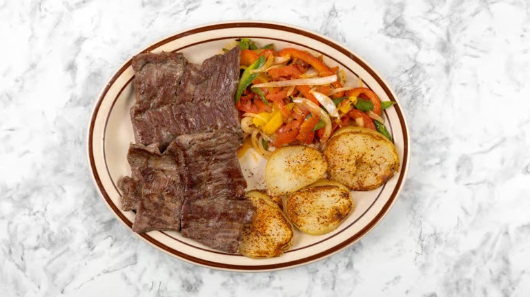 39. Bistec con Papas