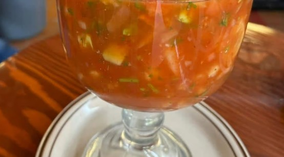  35. Coctel De Camaron con un Toque de Cevichede Pescado