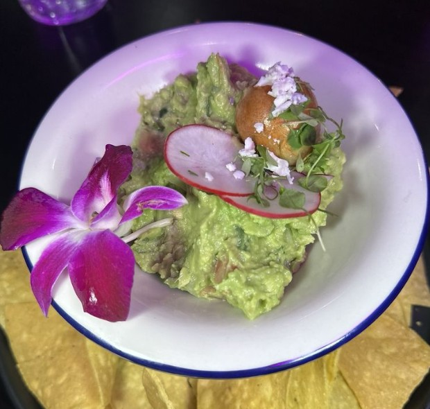 Tableside Guacamole