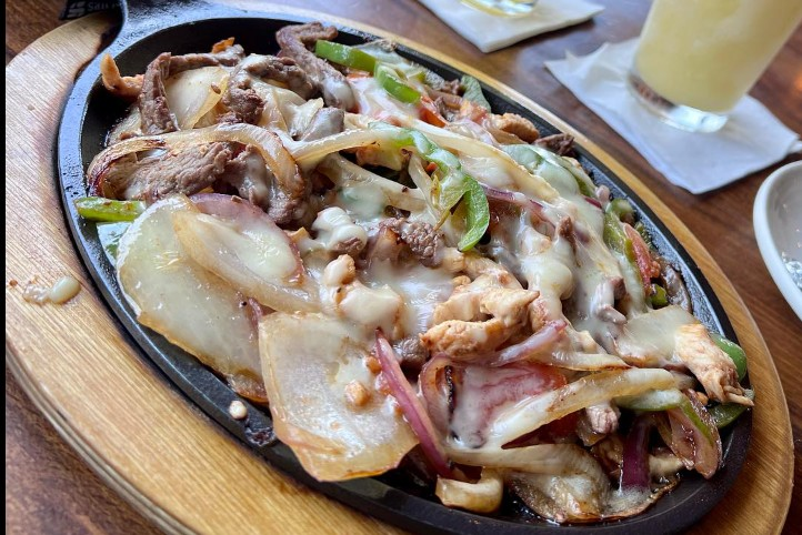 Flamin' Cheese Fajitas